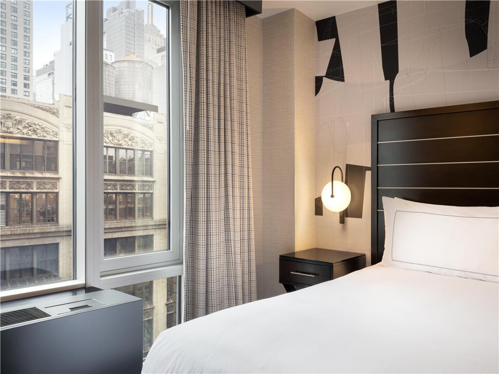 Hotel Hilton Fashion District 4*